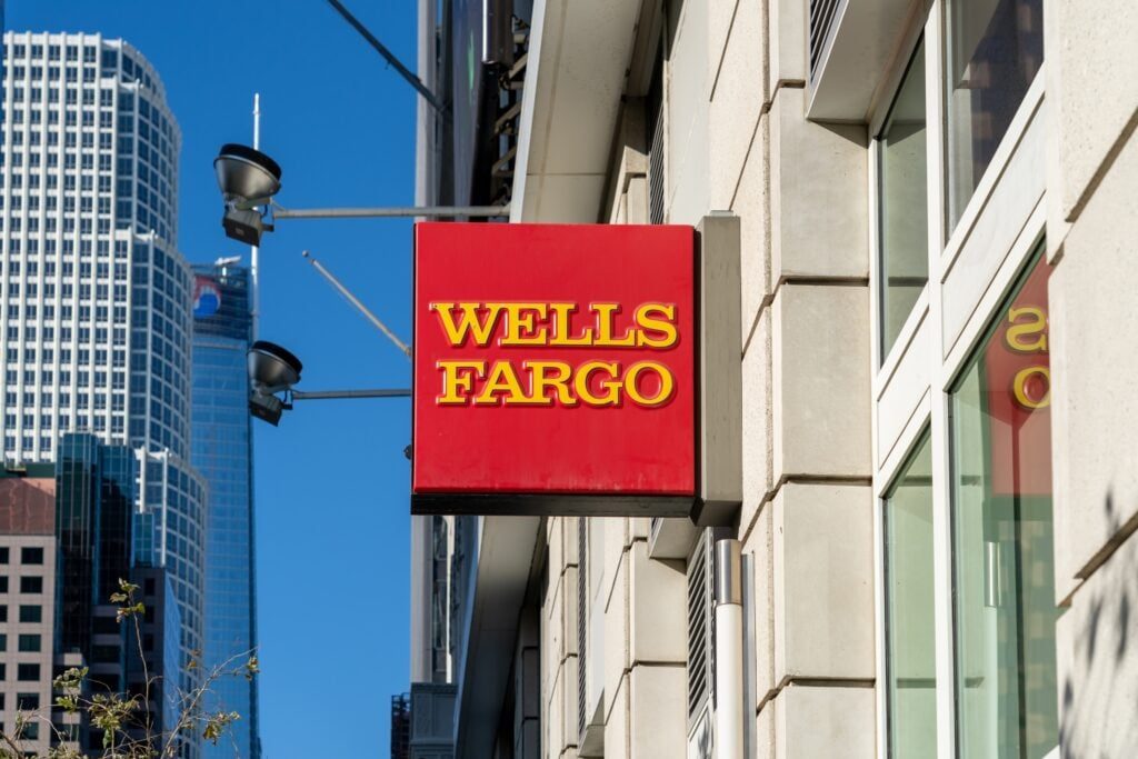 How To Earn $500 A Month From Wells Fargo Stock Ahead Of Q2 Earnings