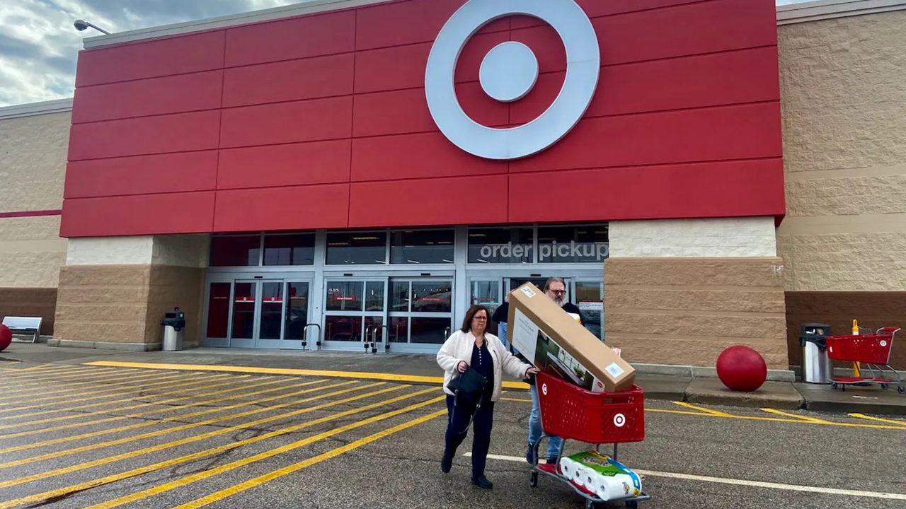 Target’s turnaround gains steam as grocery sales power ahead