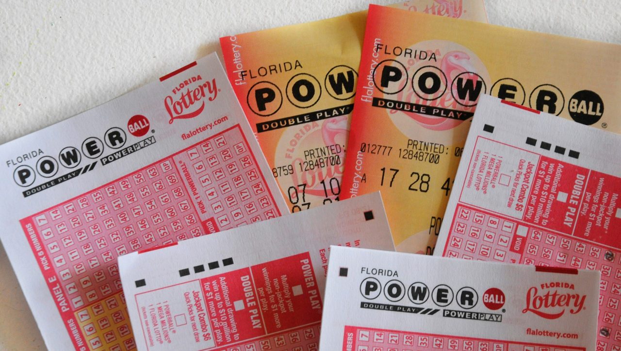 Powerball reaches $786M. Financial advisors say winners should do this