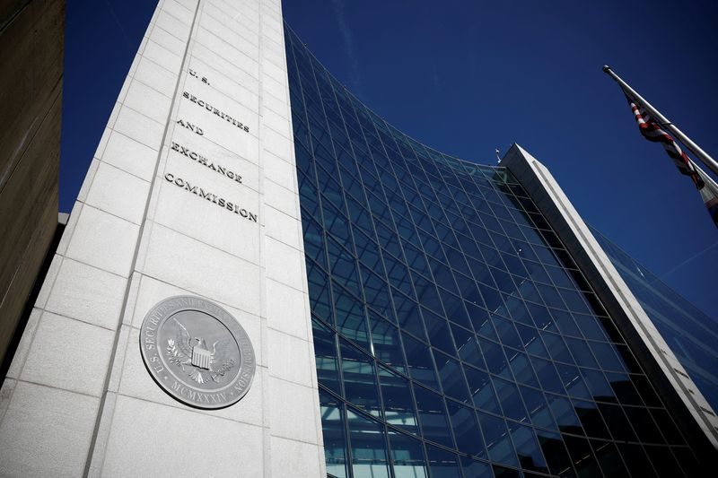 US SEC to keep hands off shareholder proposals, worrying activists
