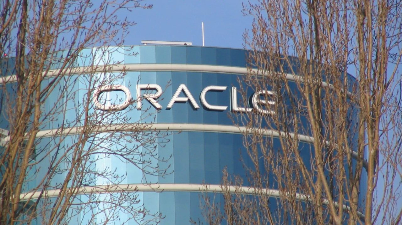 Oracle Is Now Down 28% in a Month. Will the 52-Week Low of $132 Hold or Fold?