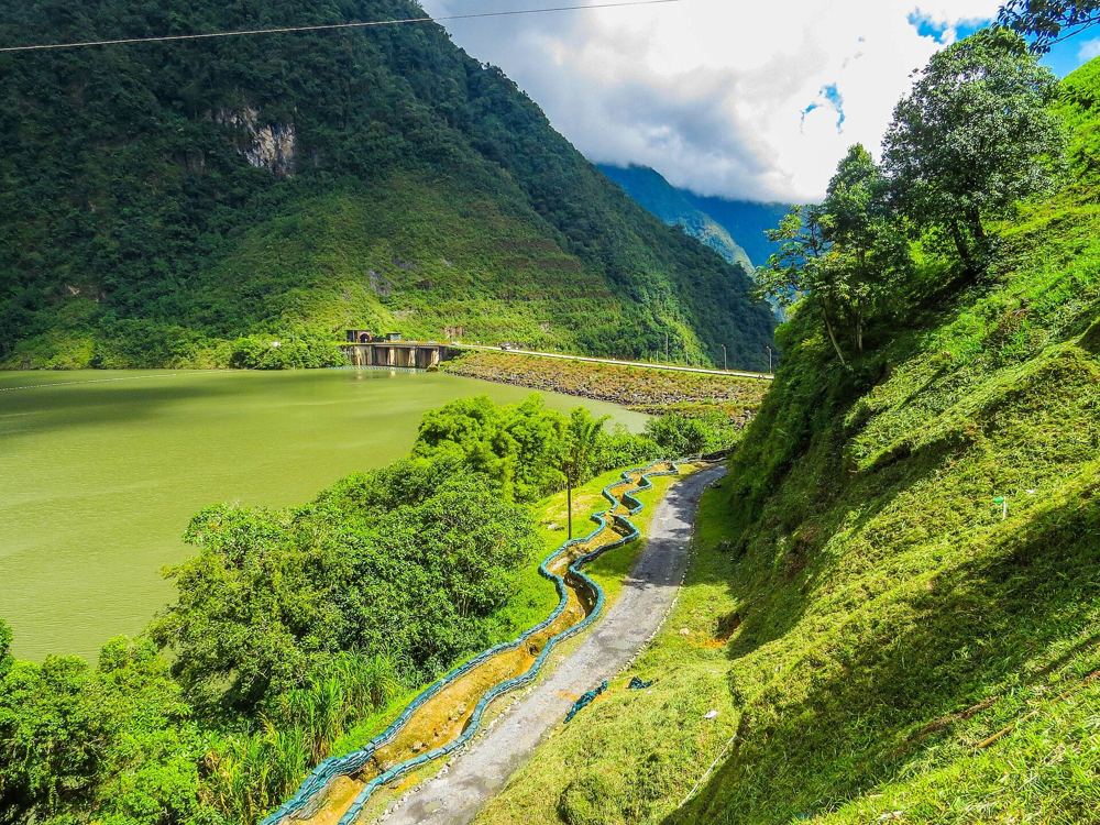 Investing in Colombia for Foreigners via BVC and TES