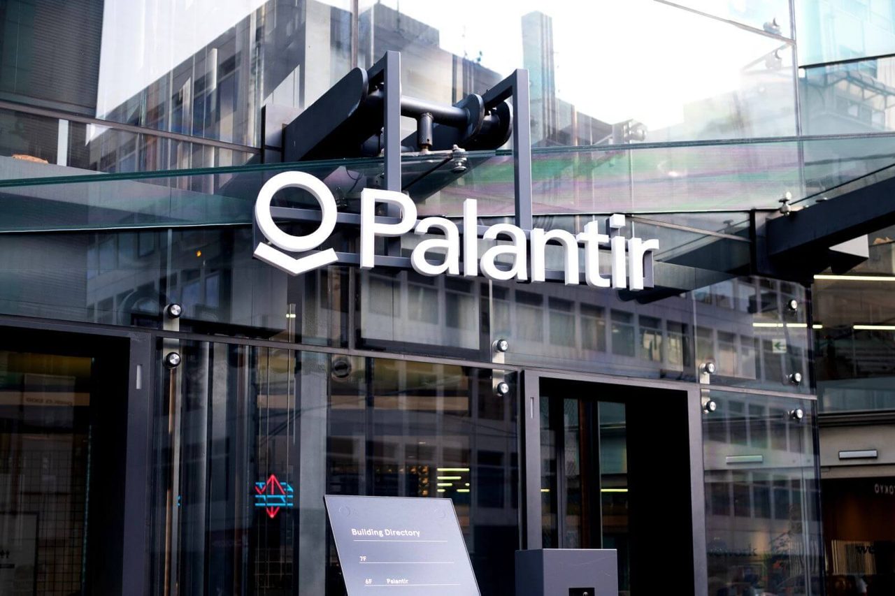 Jefferies' Latest Warning on Palantir Sends Clear Message: Stay Cautious on PLTR Stock