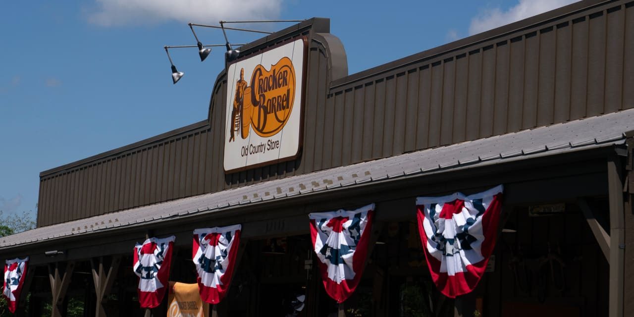 Cracker Barrel Gets a New CEO After a Rocky Year, and the Stock Slides