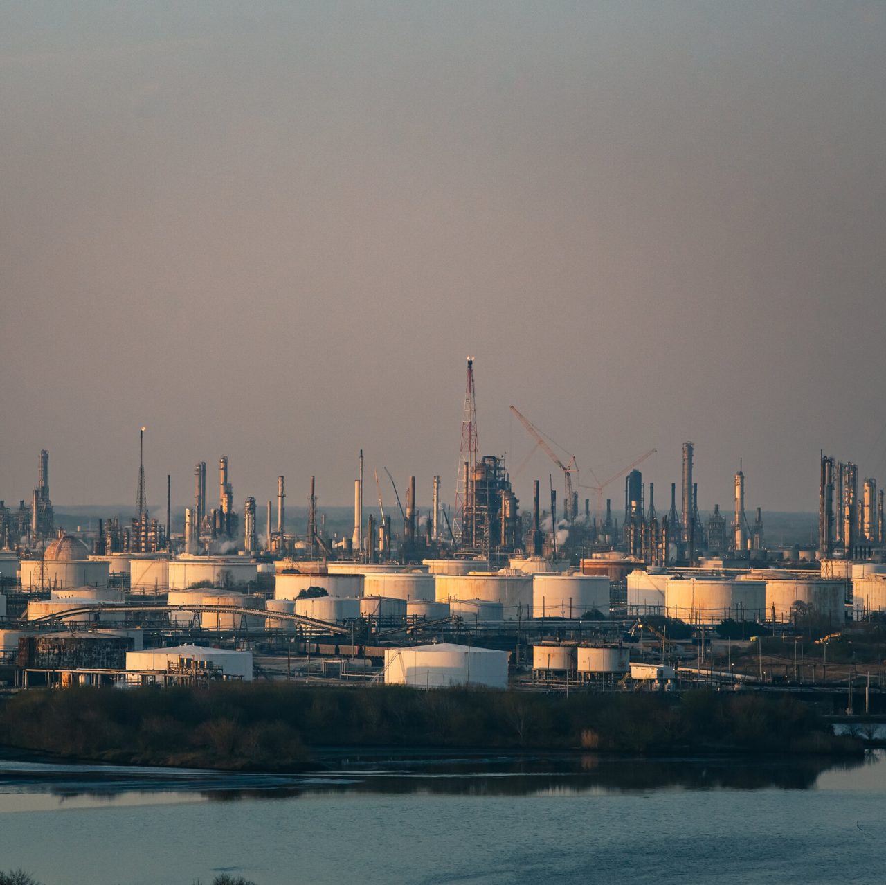 Iran War Drives Oil Profits to Highest Levels in Years