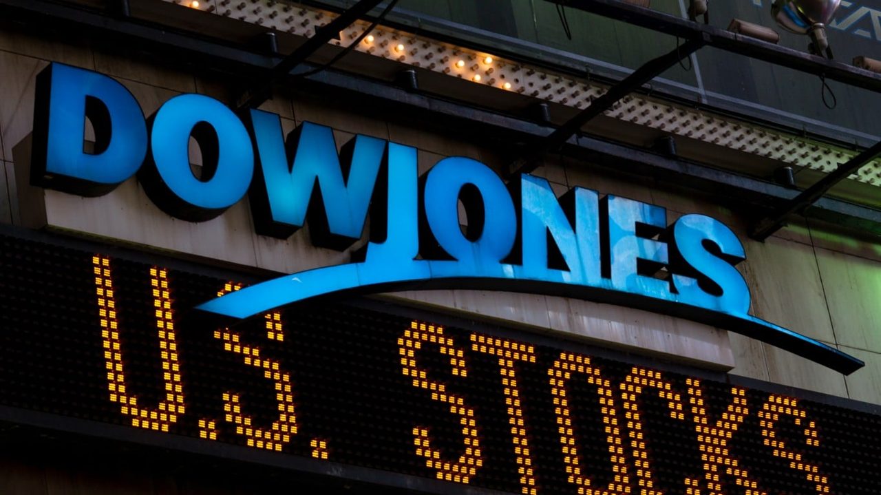 The 3.4% Income Play That Beats the Dogs of the Dow Strategy