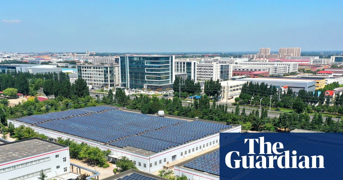 Trump orders new 15% tariff on key material for solar panels and microchips