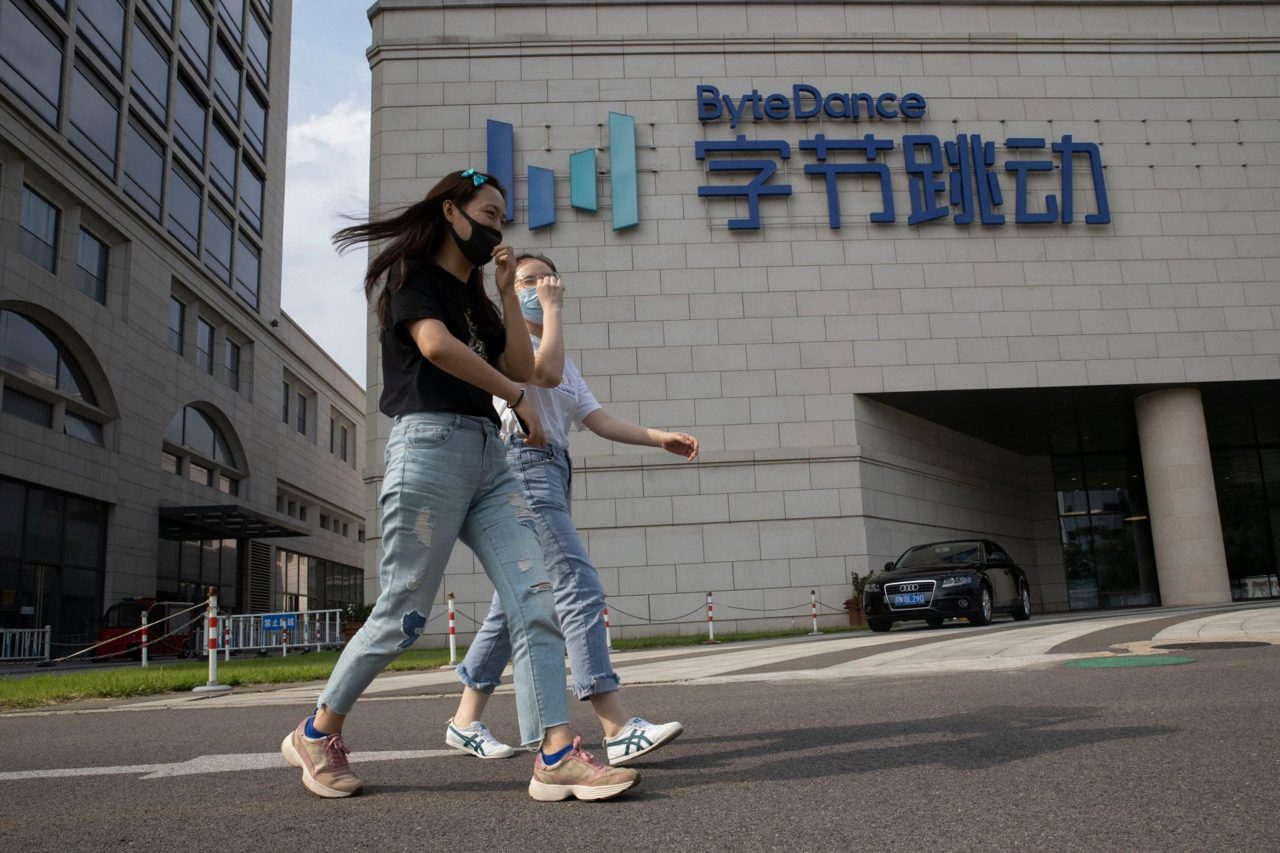 'I still miss him': Millions of Chinese suddenly bereft as Beijing deletes their AI boyfriends overnight