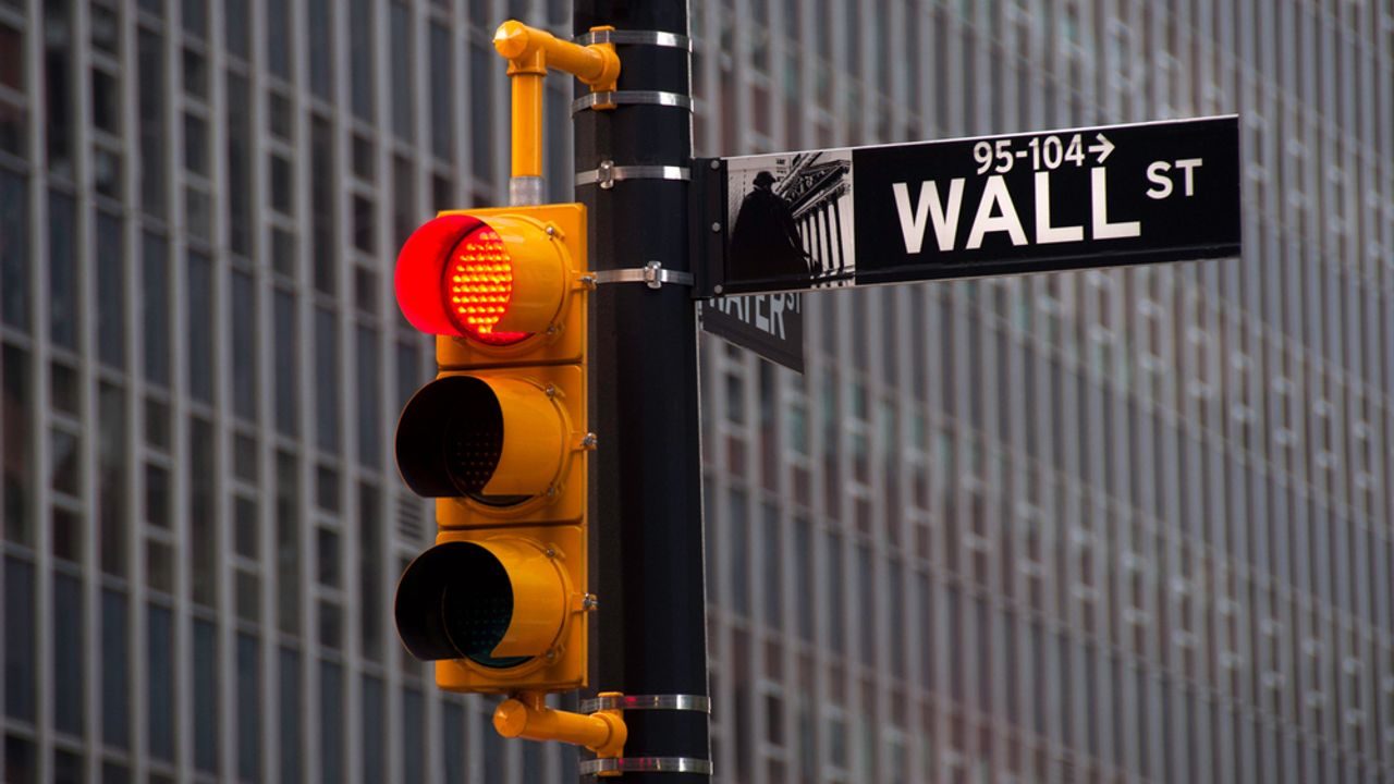 Inflation, Iran and interest rates weigh on sentiment ahead of the bell on Wall Street
