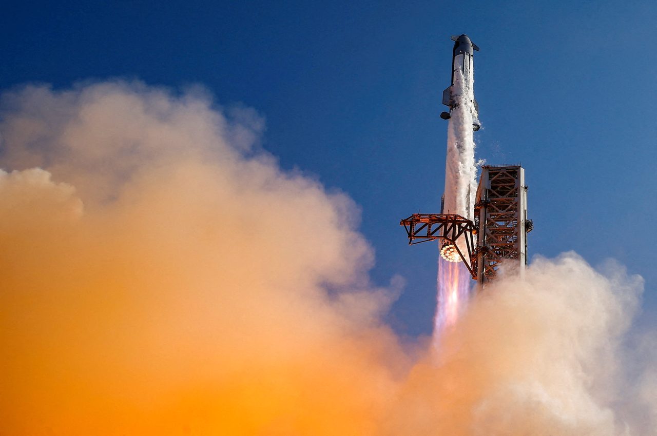 SpaceX stock got cut in half, but retail investors keep piling in: Chart of the Day