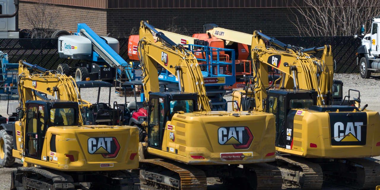 Caterpillar Stock Soars as Earnings Smash Estimates. Power and Energy Are Booming.