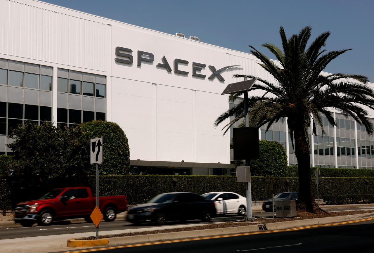 Why SpaceX stock may keep tanking if history is any indication
