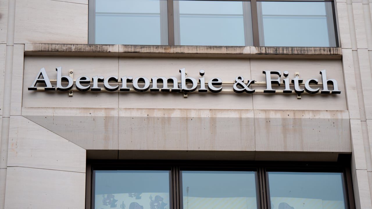 Abercrombie & Fitch Q2 2026 earnings beat on tariff refunds