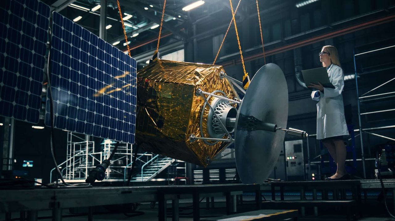 AST SpaceMobile Stock Is Down 50% From Highs, and Just Raised $1 Billion to Shore Up Its Satellite Internet Plans. Here's Why I Am Still Not Buying Shares.