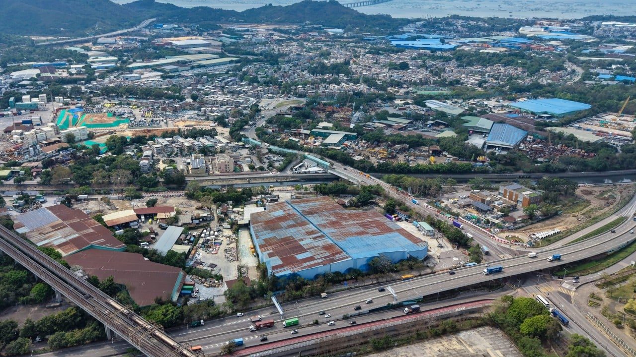 Hong Kong Industrial Property Leases Rise as Northern Metropolis Displaces Brownfield Tenants