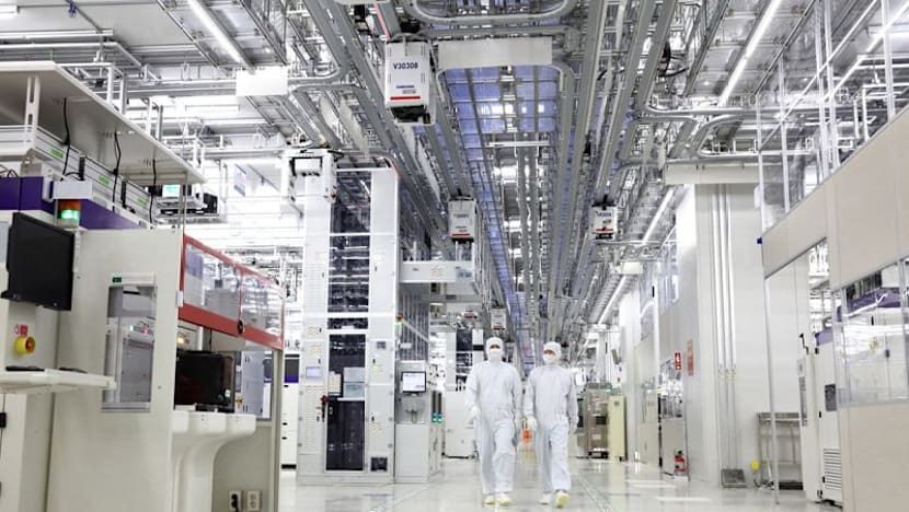 Korean Q2 GDP tops estimates as semiconductor exports surge