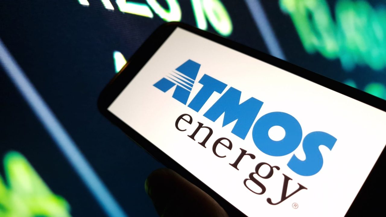 Are Wall Street Analysts Predicting Atmos Energy Stock Will Climb or Sink?