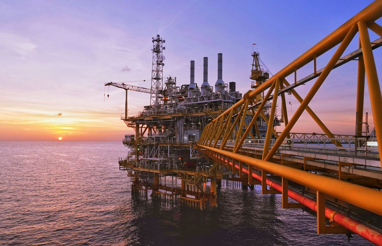 Crude Prices Fall as Persian Gulf Tensions Ease Slightly
