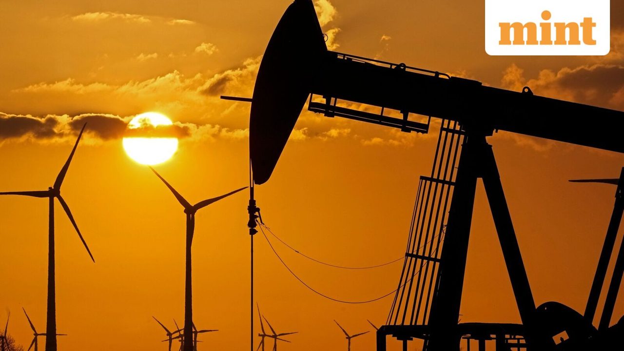 Oil rises toward $90 as fresh Trump demands cloud Hormuz deal