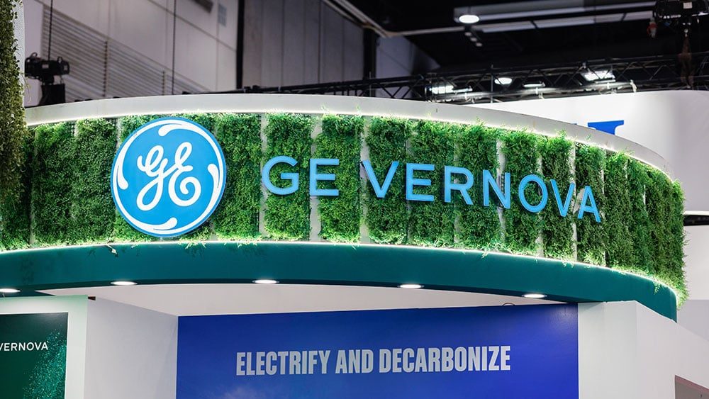 GE Vernova Earnings Miss. The AI Energy Stock Is Plunging.