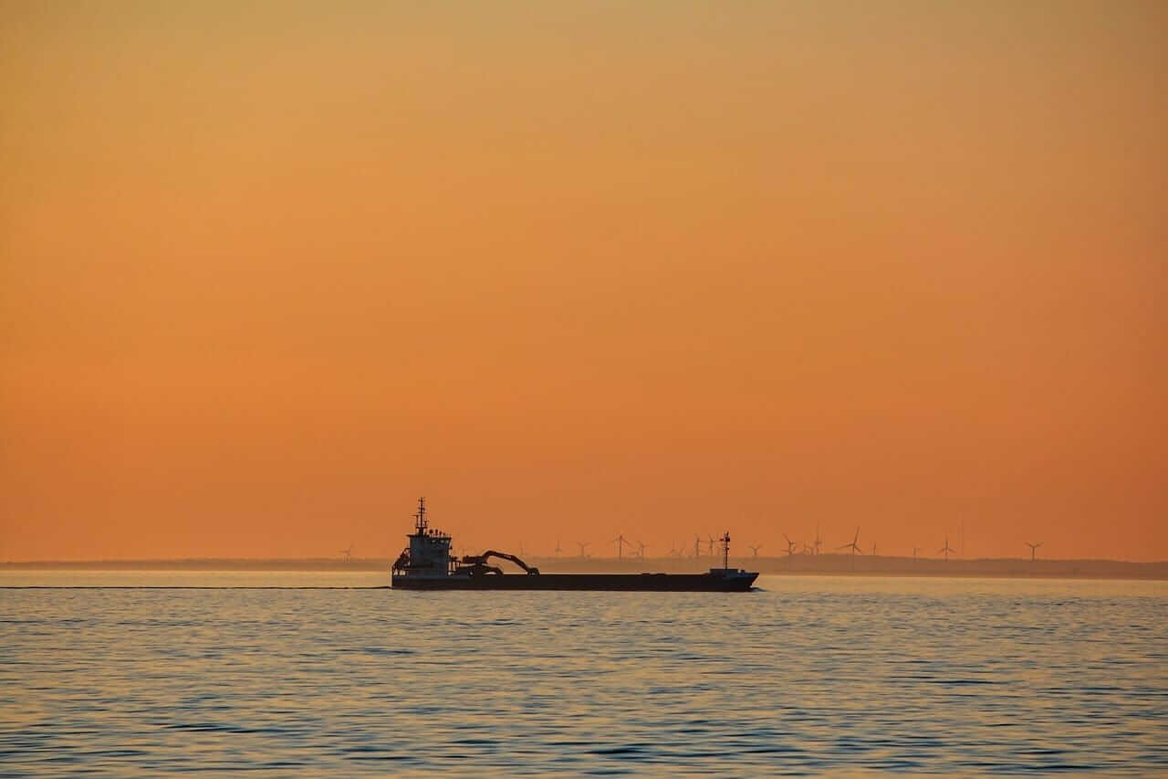 Crude Prices Supported as Strait of Hormuz Remains Closed