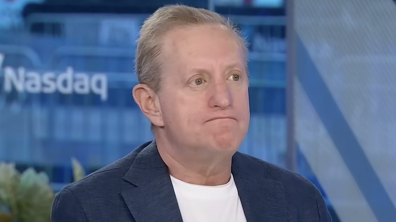 'Big Short' investor Steve Eisman says AI is 'one trade' and a 'big correction’ will come. Is your portfolio exposed?