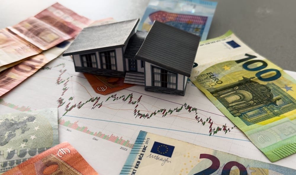 US Housing Affordability Is 'Deteriorating Again' as Mortgage Rates Hit 11-Month High— Top Economist Says 'Shopping Around Can Save You Thousands...'