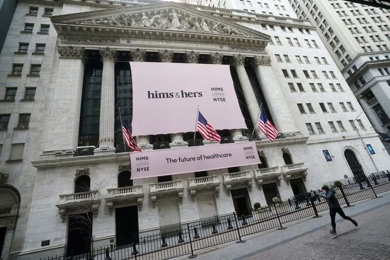 Hims & Hers raises annual forecast revenue on strong subscriber growth