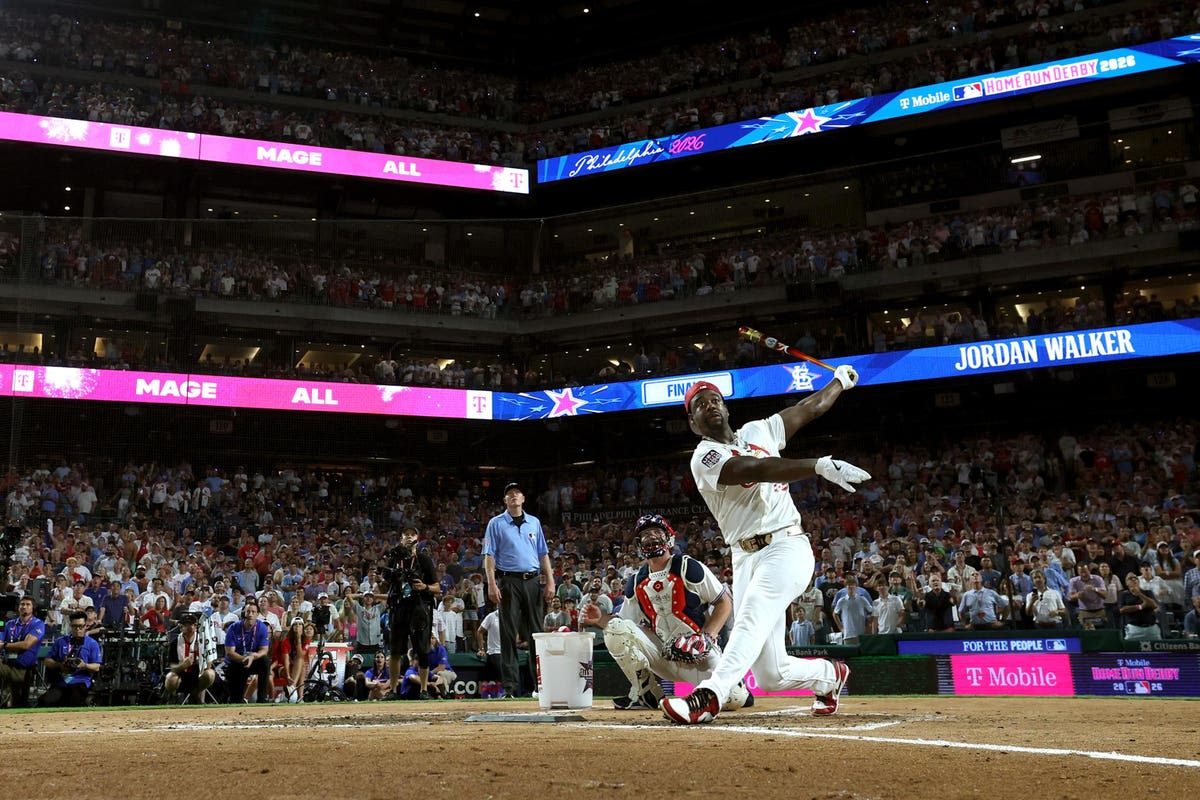 Netflix leans on NFL, World Cup rights to hit $3bn ad target