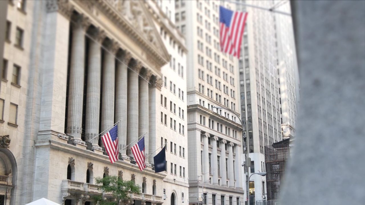 Wall Street Is Sleeping on These 5 Quality Dividend Stocks: Grab Them Now Before It’s Too Late