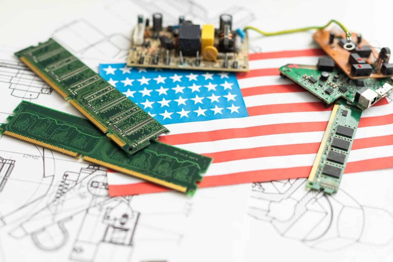 Intel and AMD Fall 4%, NVIDIA Unchanged as Chip Selloff Defies Bond Yield Relief