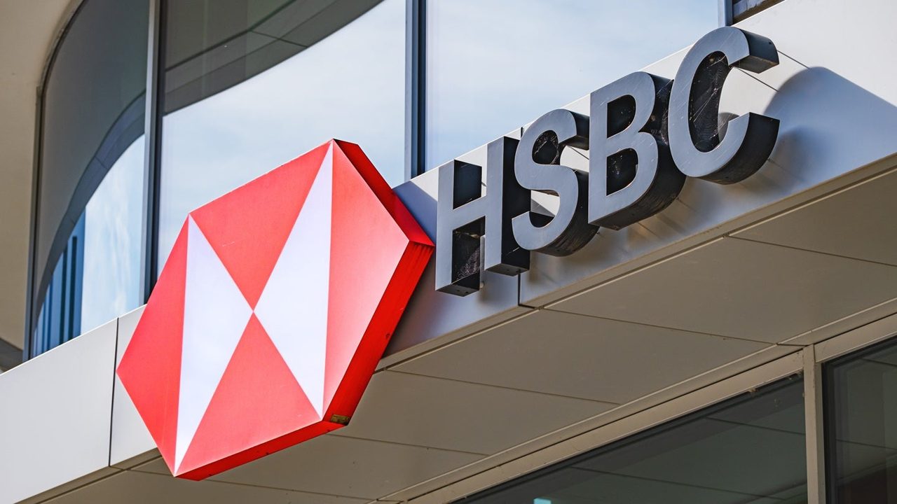 HSBC to sell Singapore life insurance arm to Allianz for $2.09bn