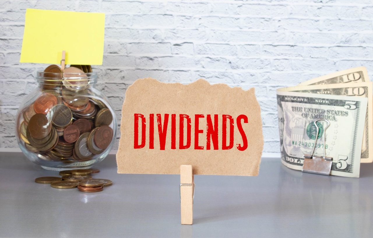 4 Things All Dividend Investors Need to Know About Building Passive Income Right Now
