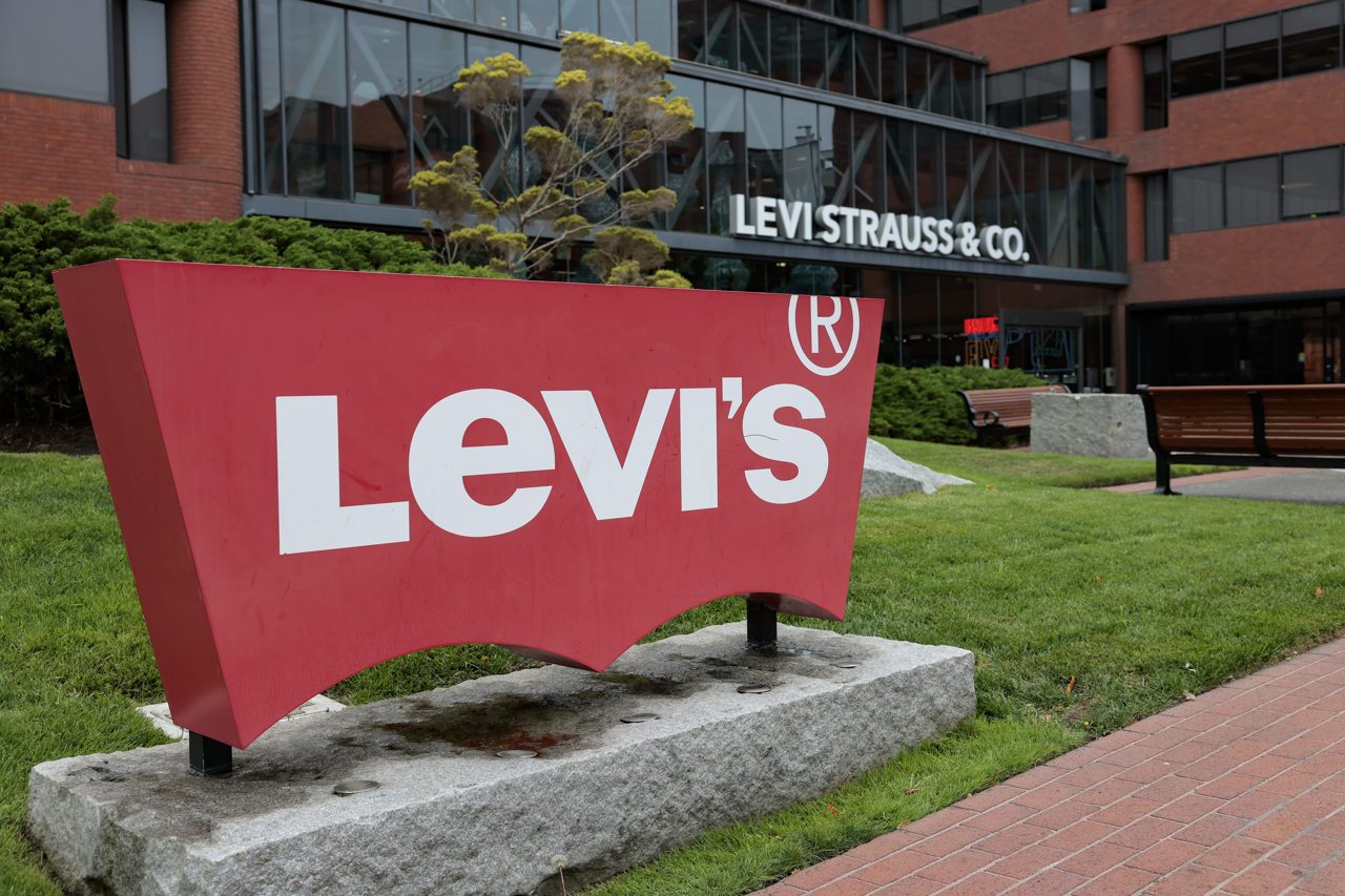 Levi Strauss beats quarterly expectations, raises guidance and dividend