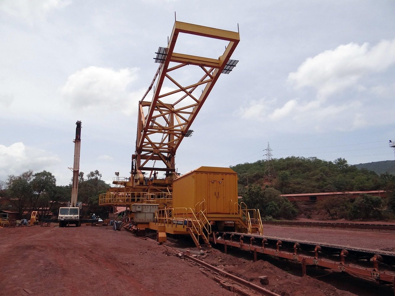 Coeur Mining Diversifies Your Portfolio And Amplifies Its Swings