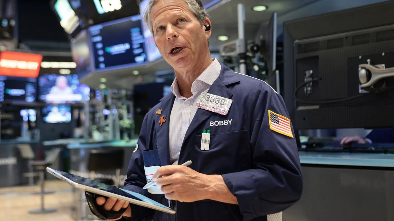 S&P 500 hits all-time high; Wall Street futures slip Monday
