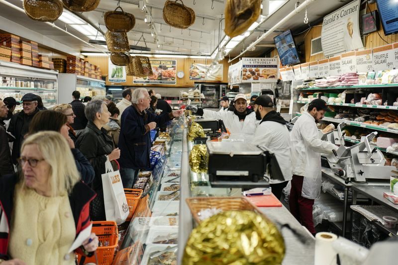 US retail sales post first decline in nine months in July