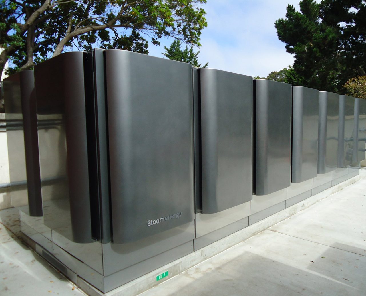 Bloom Energy Calls Its Fuel Cells "Lego Blocks." Here's Why That Word Choice Is the Whole Investment Thesis.