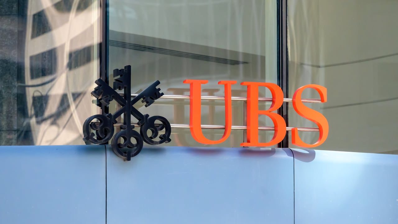 UBS fined record $125 million for money laundering violations