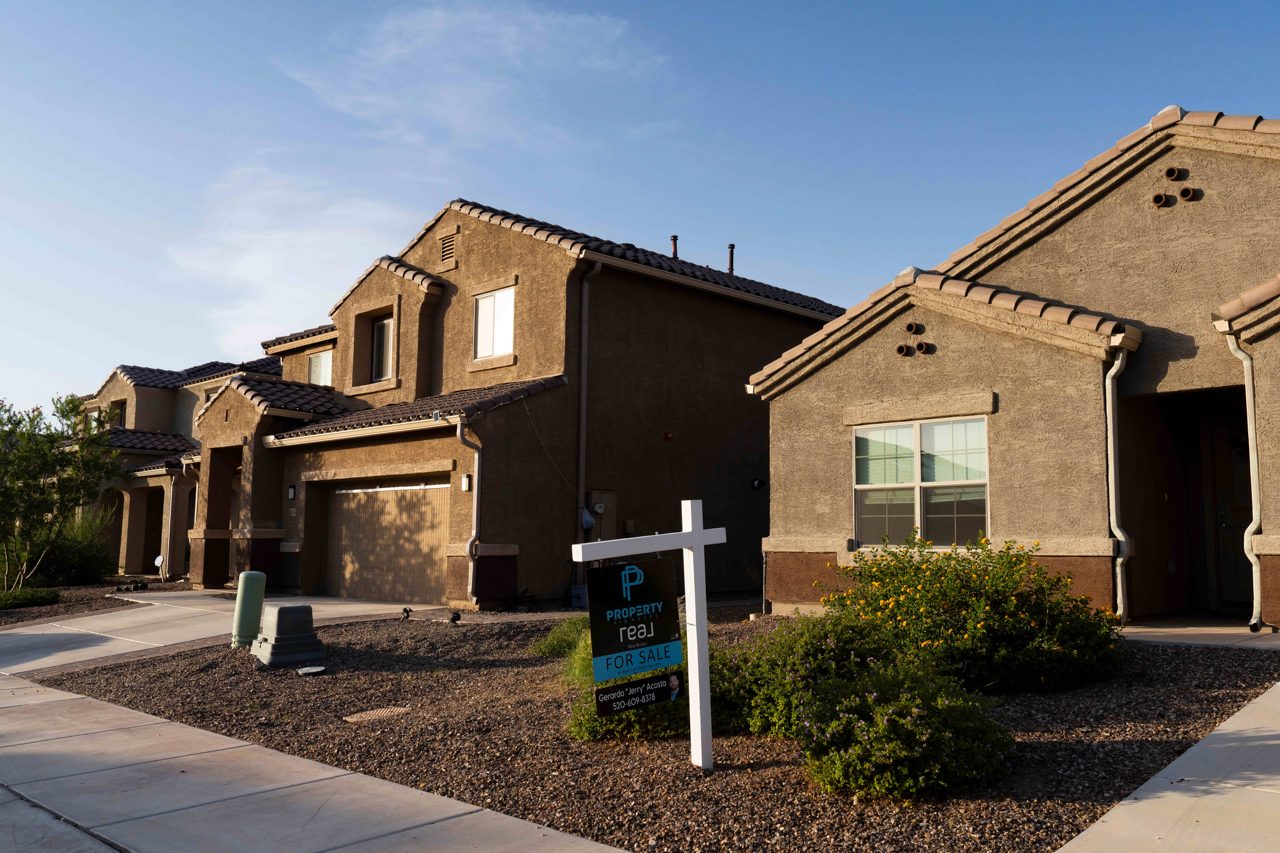 Mortgage rates hit highest level in 3 weeks, weakening demand further