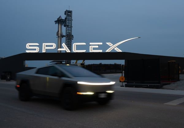 Tesla and SpaceX will invest $16.8 billion to build their chip factory in Texas