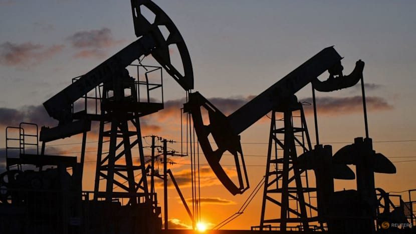 Hormuz clash spikes oil 4% as South Korean tech stocks plunge