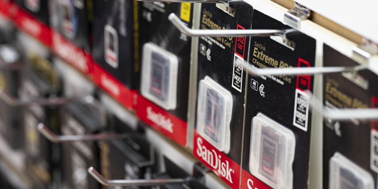 Sandisk Stock Sold Off on Earnings and Was Rewarded With an Upgrade