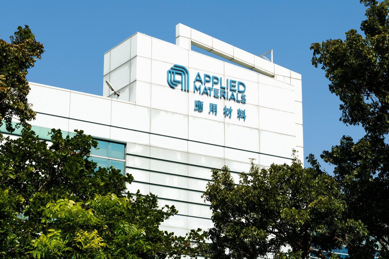 Applied Materials Rockets 98% in 2026: How Does AMAT Compare to Lam Research and KLA as AI Capex Powers Chip Gear Stocks?