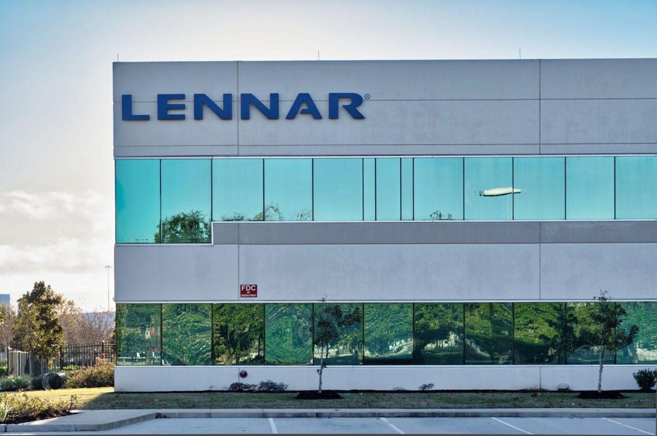What Are Wall Street Analysts' Target Price for Lennar Stock?