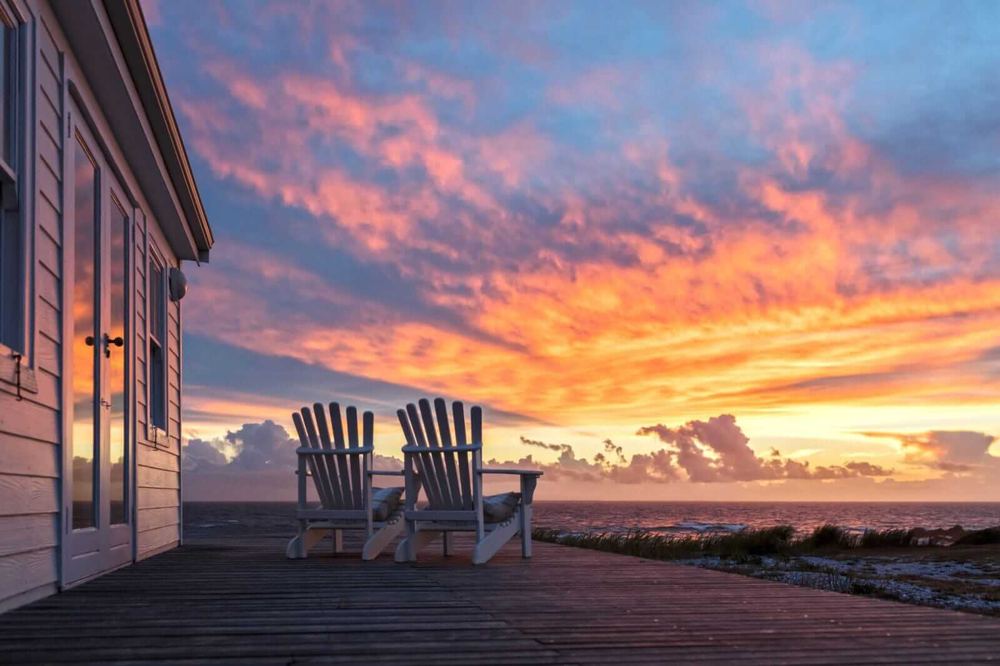 Is Airbnb Stock Outperforming the Nasdaq?