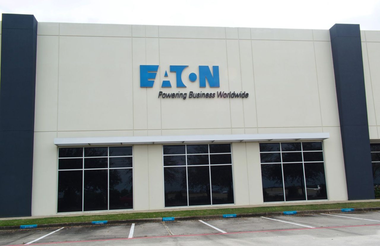 Are Wall Street Analysts Predicting Eaton Corporation Stock Will Climb or Sink?