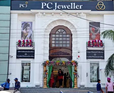 PC Jeweller rebounds as investors weigh QIP dilution against growth