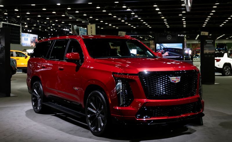 NHTSA opens probe into nearly 1 million GM pickups, SUVs over engine failure concerns