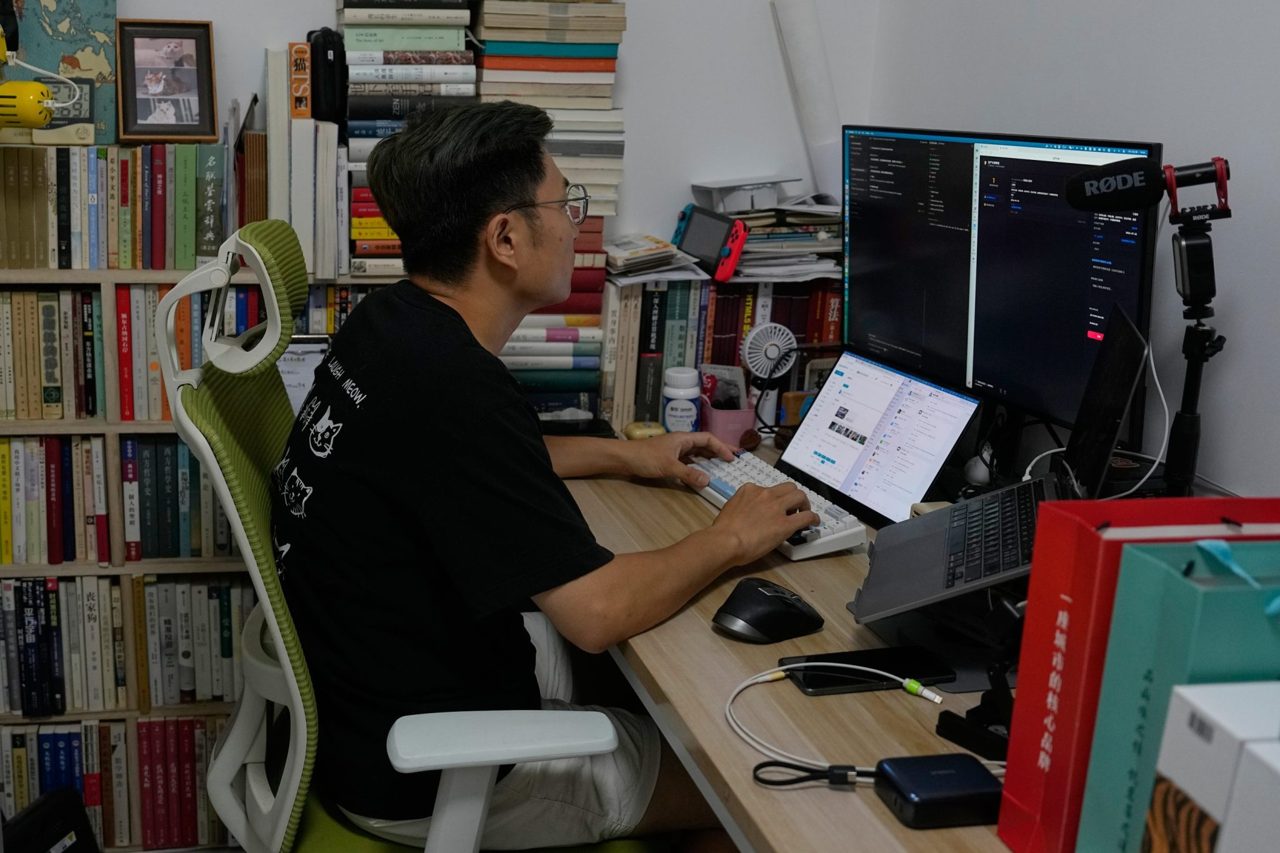 His boss asked if AI could replace human coders. Two weeks later, he and 160 colleagues were laid off in Beijing